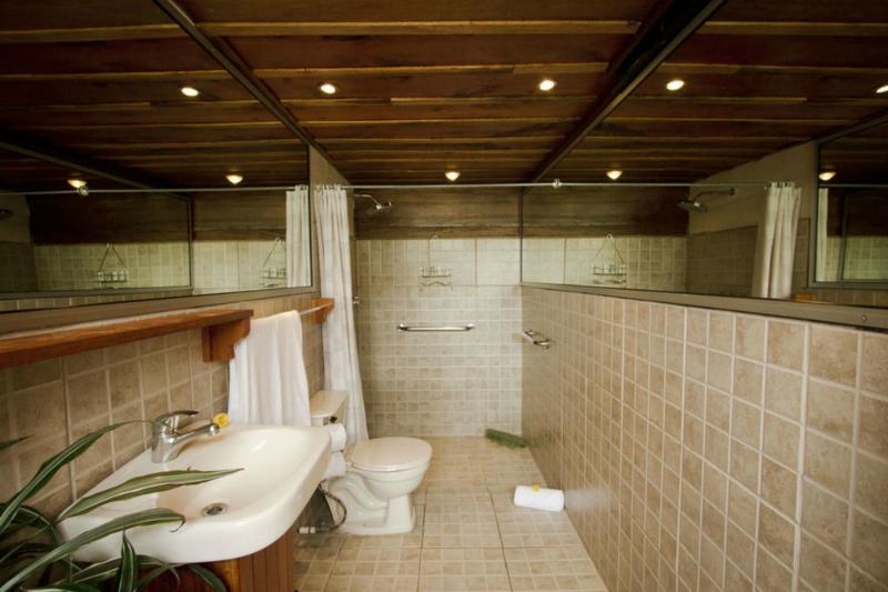 Отель Poas Volcano Lodge