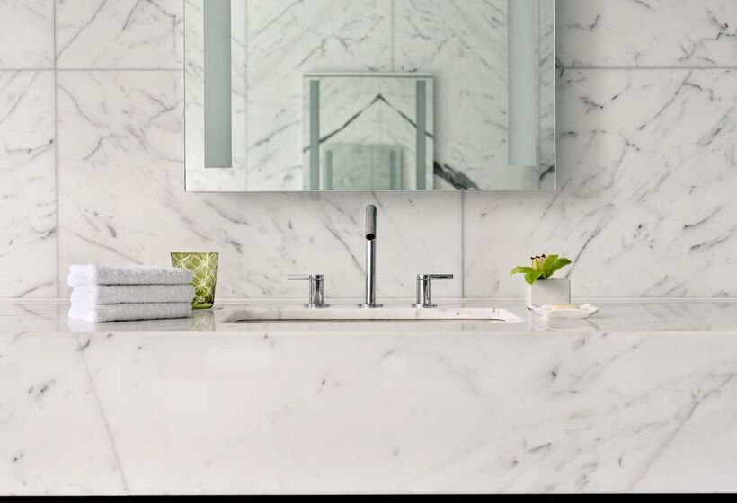 فندق Shangrila Toronto