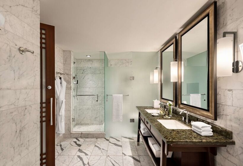 فندق Shangrila Toronto