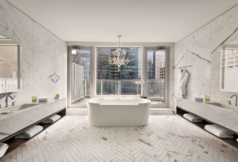 فندق Shangrila Toronto