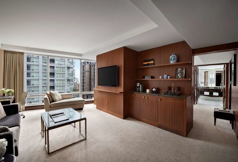 فندق Shangrila Toronto