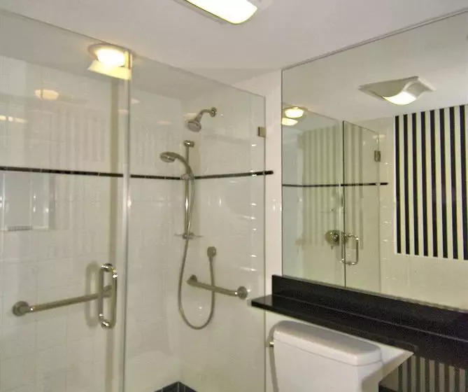 Отель Shipyard Hilton Head Beach & Golf Villas