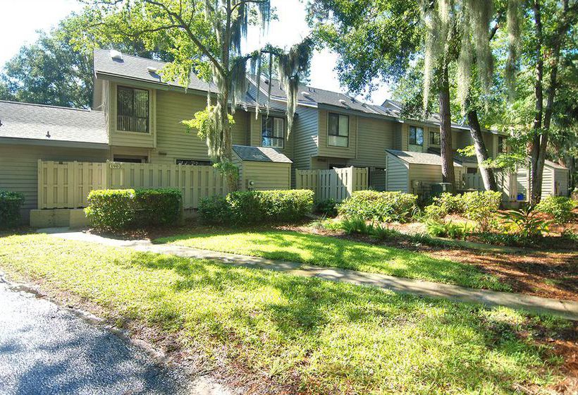 Отель Shipyard Hilton Head Beach & Golf Villas