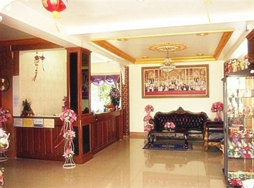 호텔 The Sun Resort & Spa