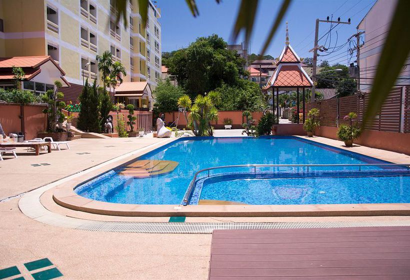 호텔 The Sun Resort & Spa