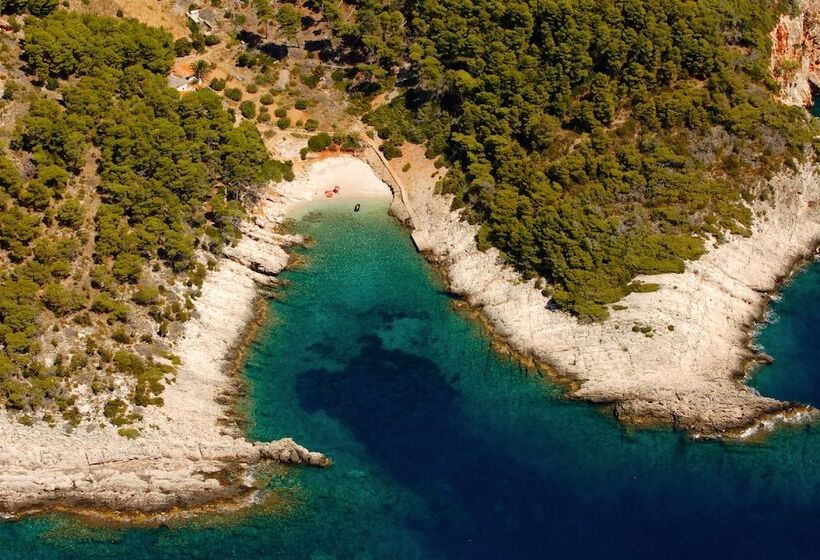 Places Hvar Hotel By Valamar