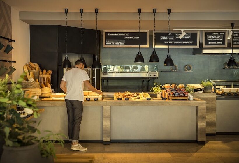 Places Hvar Hotel By Valamar