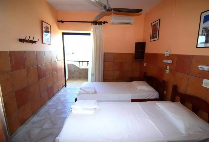 استراحتگاه Chrysoula Hotel & Apartments