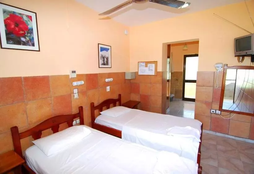 استراحتگاه Chrysoula Hotel & Apartments