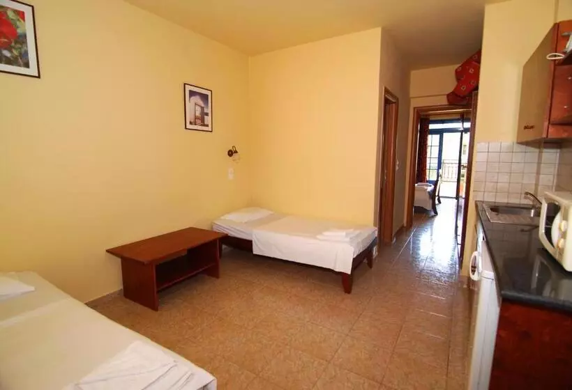 استراحتگاه Chrysoula Hotel & Apartments