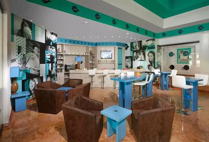 استراحتگاه Grand Oasis Tulum Riviera