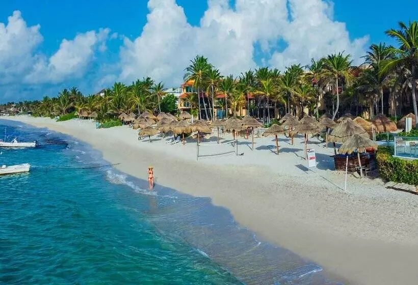 استراحتگاه Grand Oasis Tulum Riviera