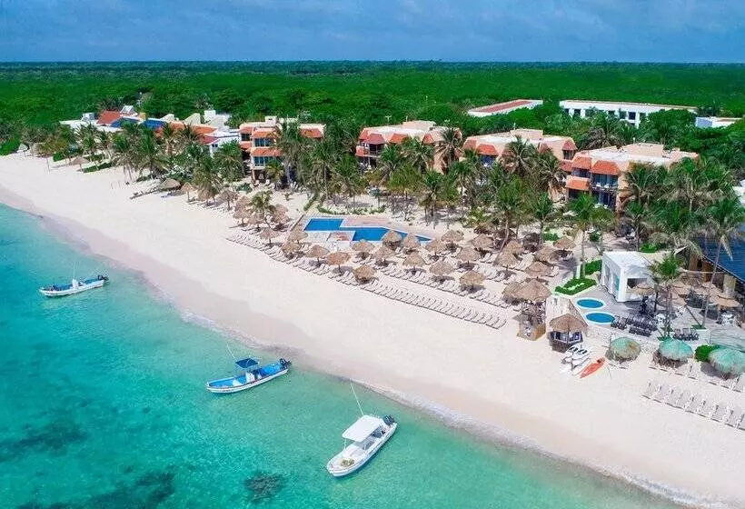 استراحتگاه Grand Oasis Tulum Riviera
