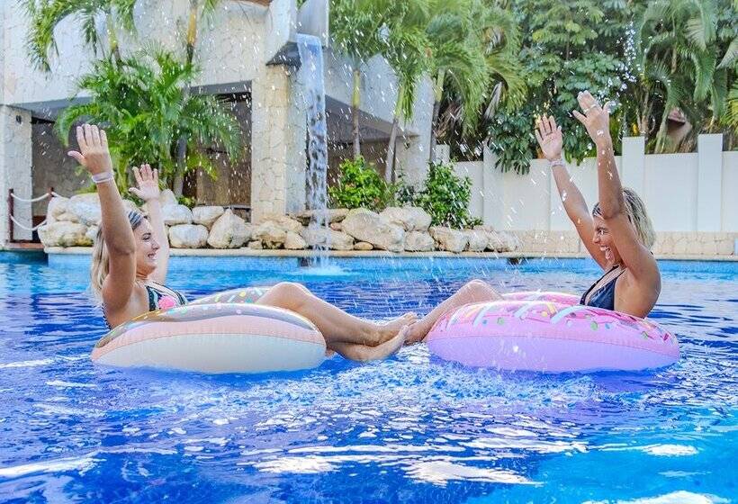 منتجع Grand Oasis Tulum Riviera