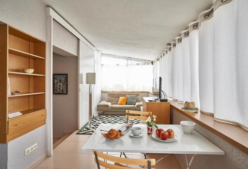 Ainb Diagonal Francesc Macia Apartments