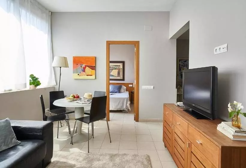 Ainb Diagonal Francesc Macia Apartments