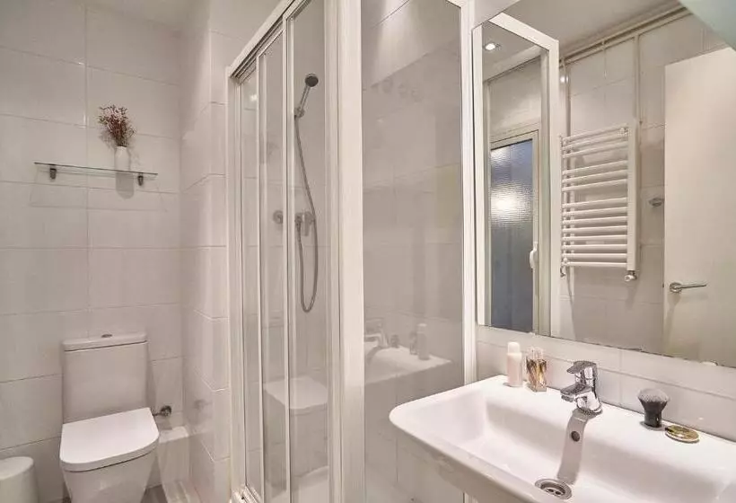 Ainb Diagonal Francesc Macia Apartments