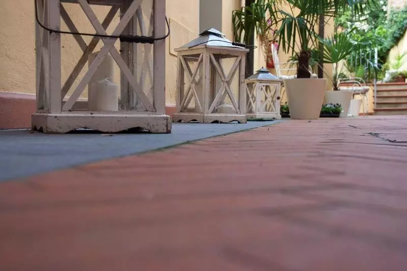 تختخواب و صبحانه Cosy House