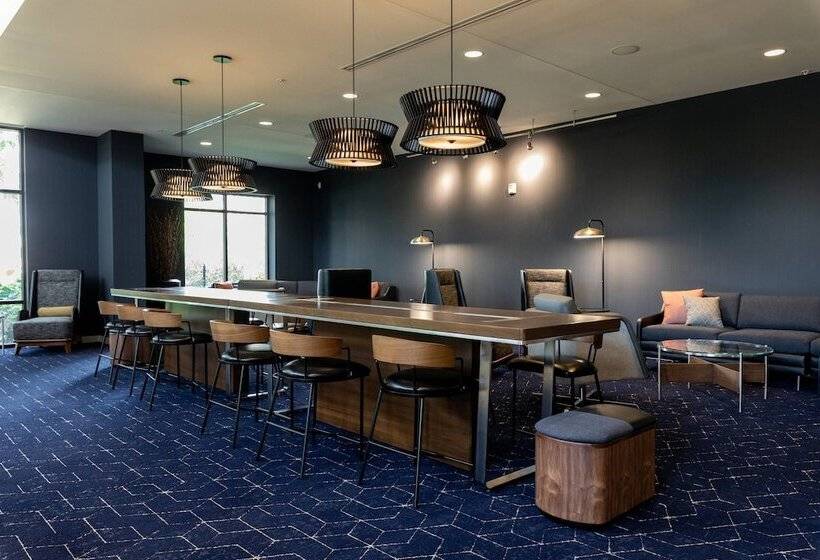 Courtyard By Marriott Cincinnati Midtown/rookwood