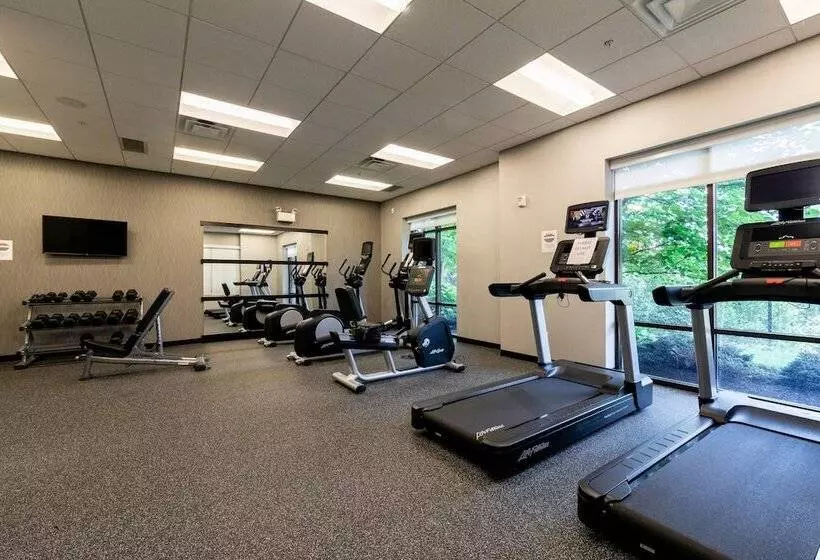 Courtyard By Marriott Cincinnati Midtown/rookwood