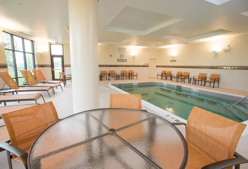 Courtyard By Marriott Cincinnati Midtown/rookwood