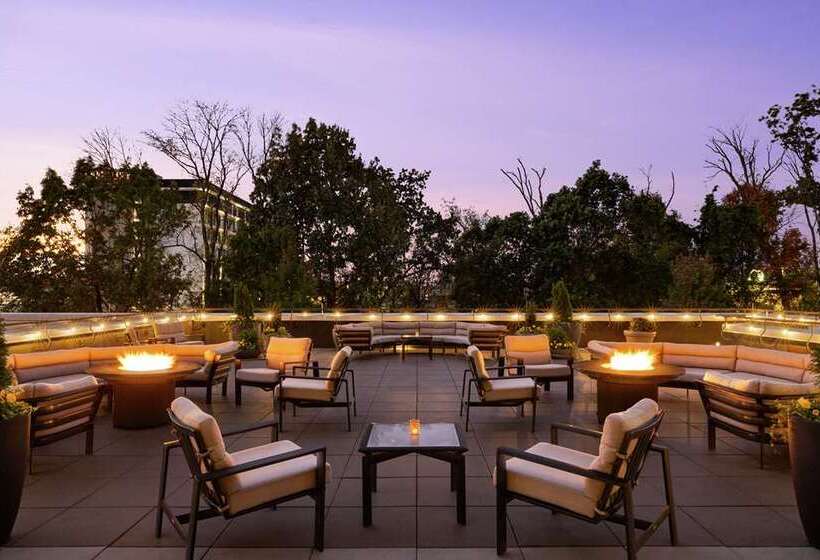 Embassy Suites Chattanooga / Hamilton Place