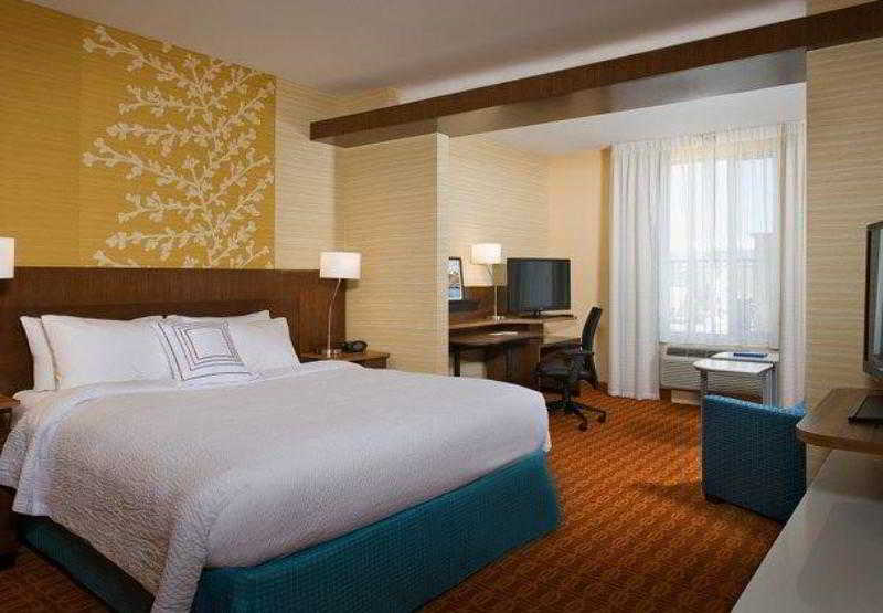 Fairfield Inn & Suites By Marriott Tustin Orange County