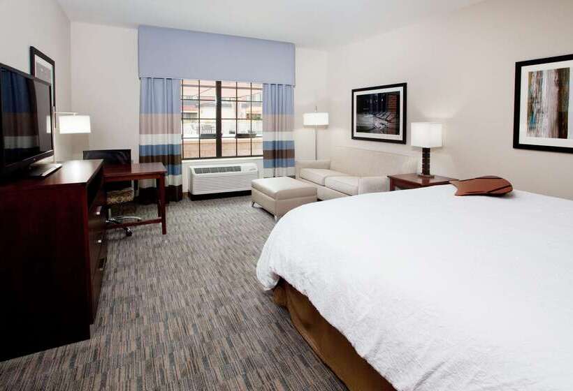 Hampton Inn & Suites Chapel Hillcarrboro/downtown