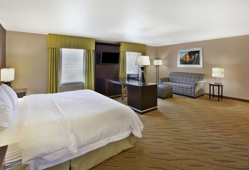 Hampton Inn & Suites Elyria