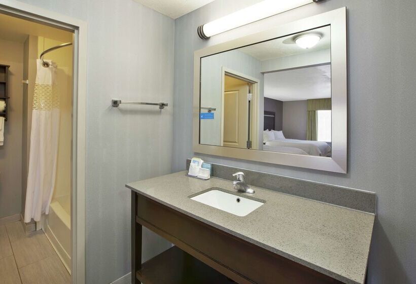 Hampton Inn & Suites Elyria