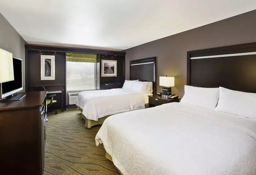 Hampton Inn & Suites Elyria