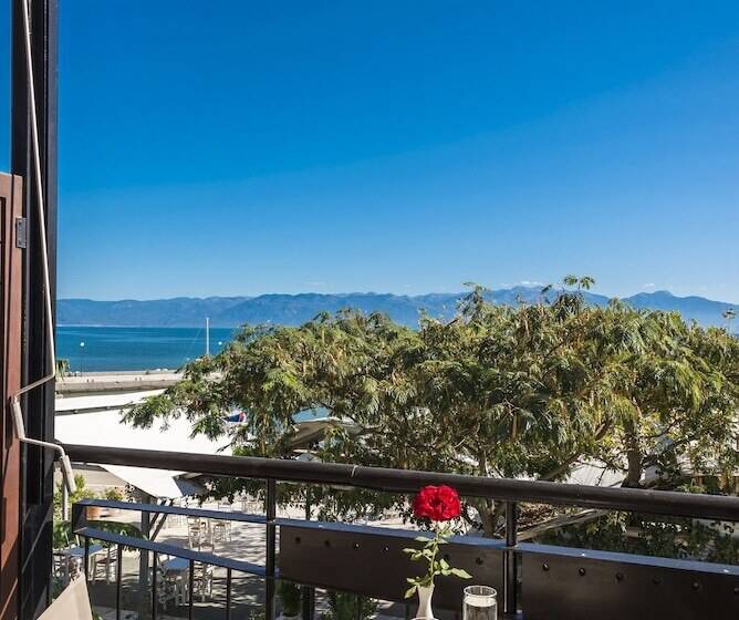 Akroyali Hotel & Villas