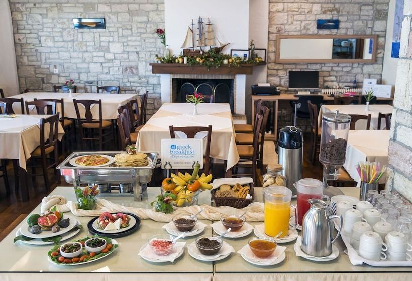 Akroyali Hotel & Villas