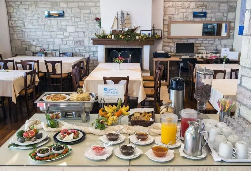 Akroyali Hotel & Villas