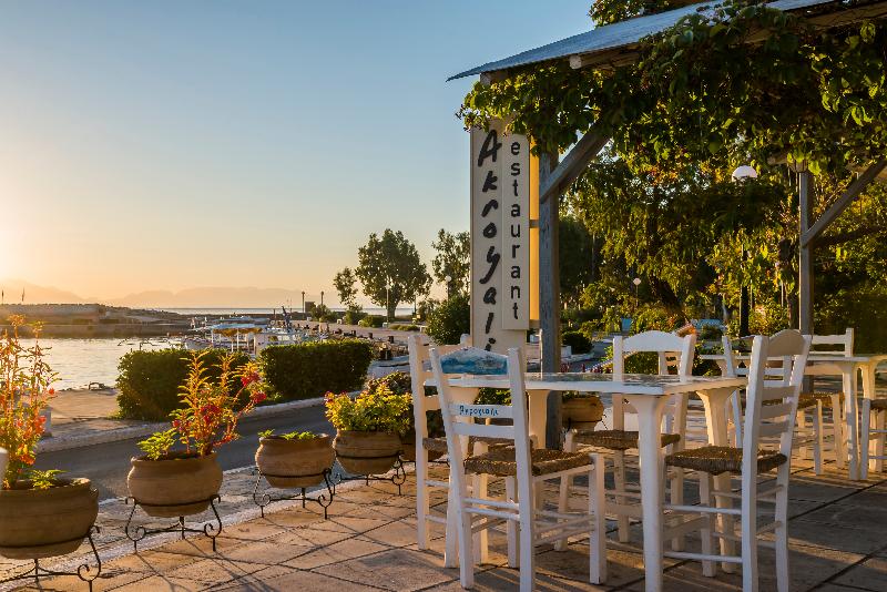 Akroyali Hotel & Villas