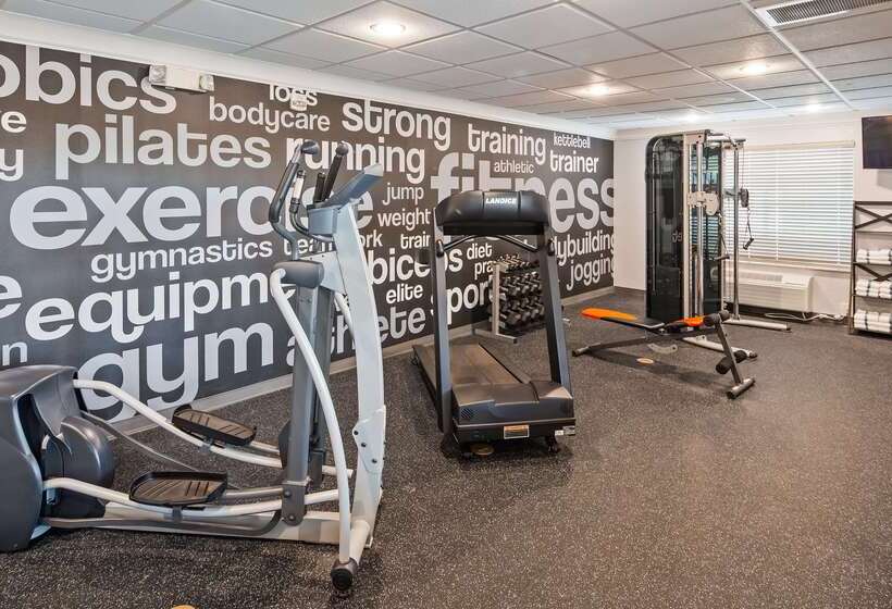 酒店 Best Western Plus Appleton Airport Mall