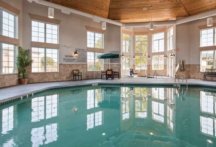 酒店 Best Western Plus Appleton Airport Mall