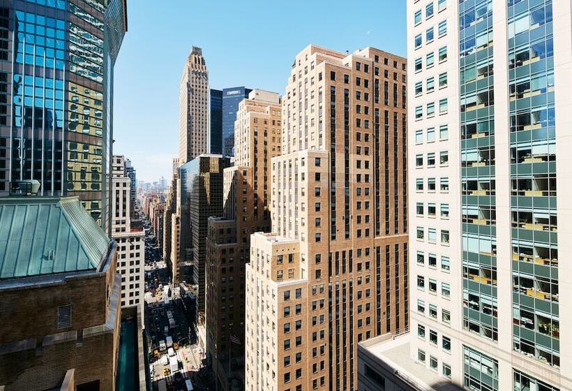 Club Quarters Hotel Grand Central, New York