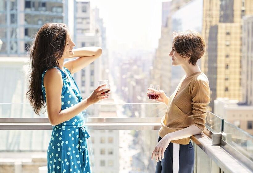 Club Quarters Hotel Grand Central, New York