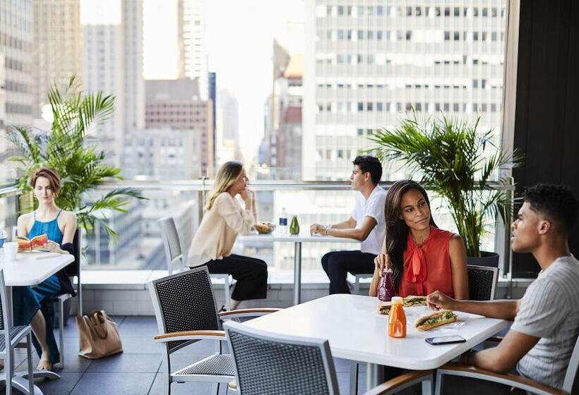 Club Quarters Hotel Grand Central, New York