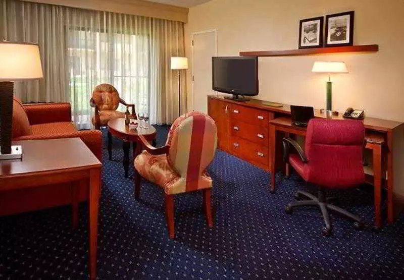 Hotel Courtyard By Marriott Raleigh Cary