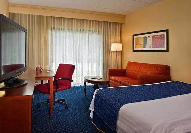 Hotel Courtyard By Marriott Raleigh Cary