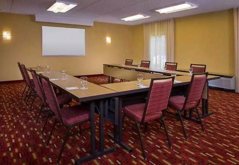 Hotel Courtyard By Marriott Raleigh Cary