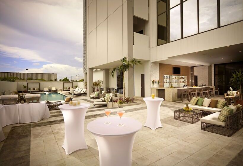 Eb Hotel Miami Airport