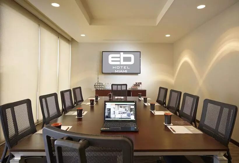 Eb Hotel Miami Airport