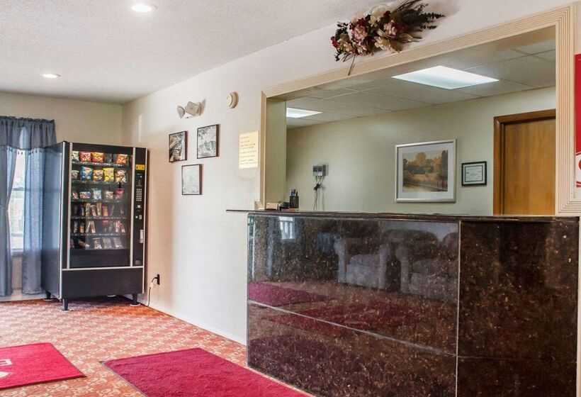 בית מלון כפרי Econo Lodge Cuba I86