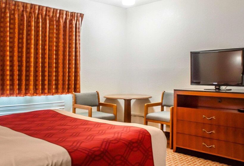 בית מלון כפרי Econo Lodge Cuba I86