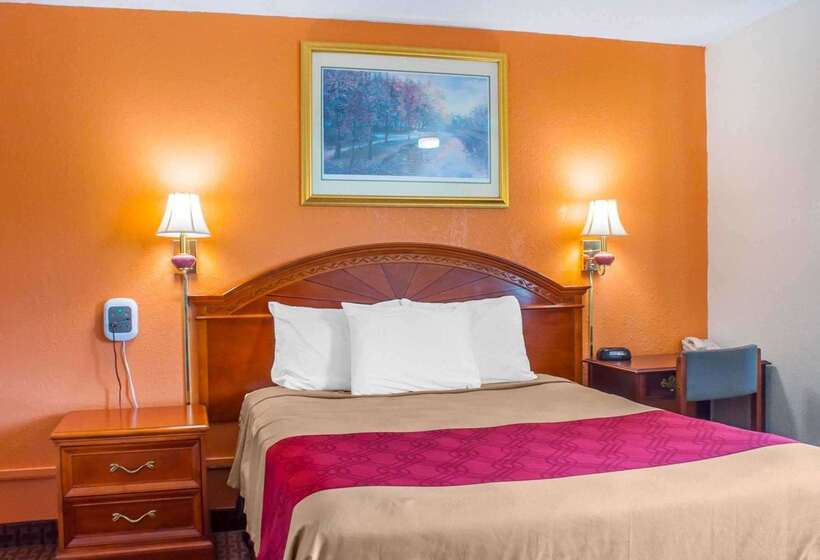 בית מלון כפרי Econo Lodge Cuba I86