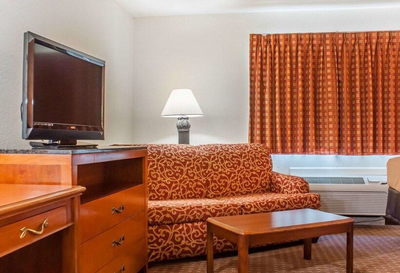 בית מלון כפרי Econo Lodge Cuba I86