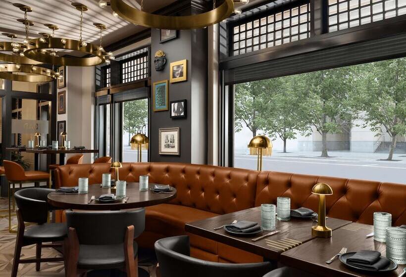 Отель Flor Tampa Downtown, Tapestry Collection By Hilton